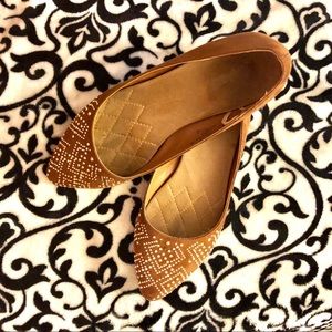 Women's Jaclyn Smith Brown Suede Flats 7 pointed toe gold embellishments